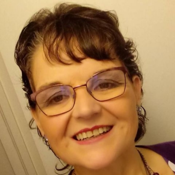 Meet your Posher, Loriann - Picture 1 of 1